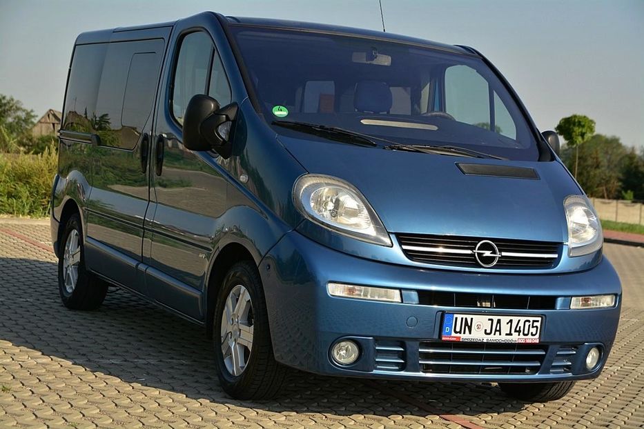 Продам Opel Vivaro пасс. 2006 года в Львове