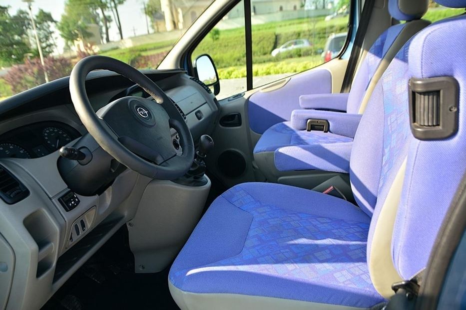 Продам Opel Vivaro пасс. 2006 года в Львове