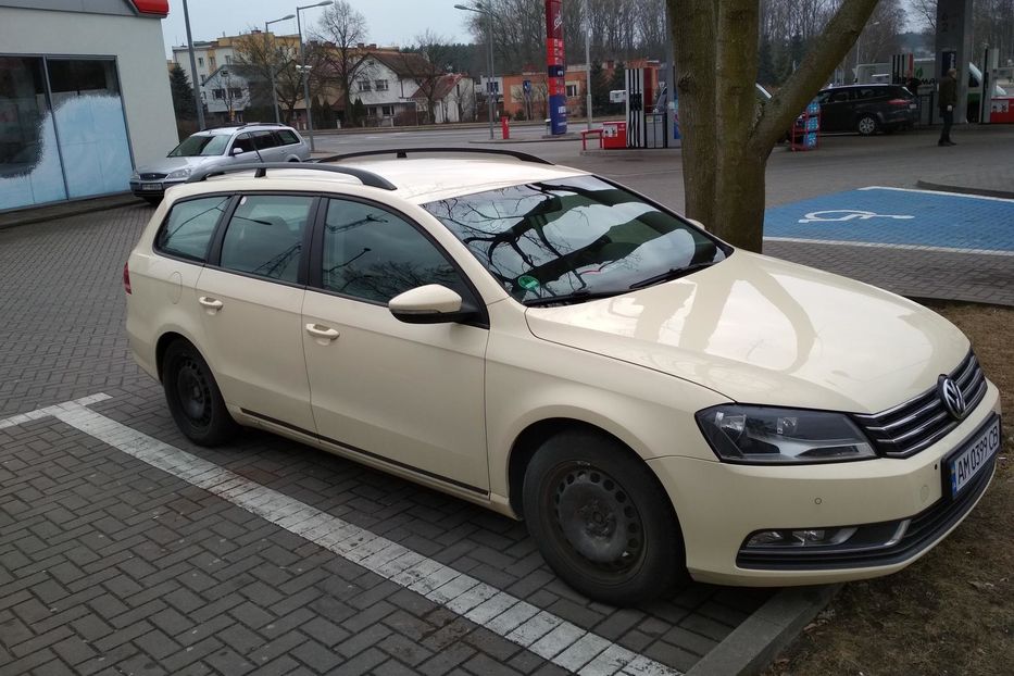 Продам Volkswagen Passat B7 2012 года в Житомире