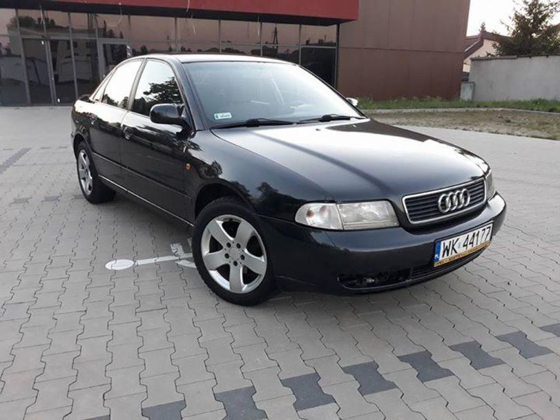 Продам Audi A4 sedan 1998 года в Львове