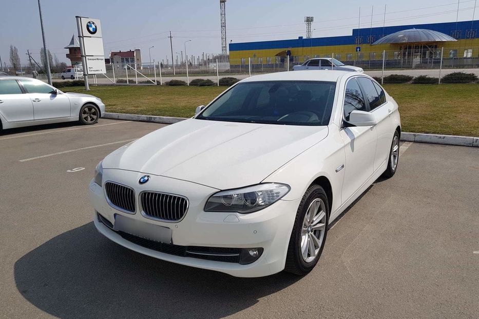 Продам BMW 520 2012 года в Харькове