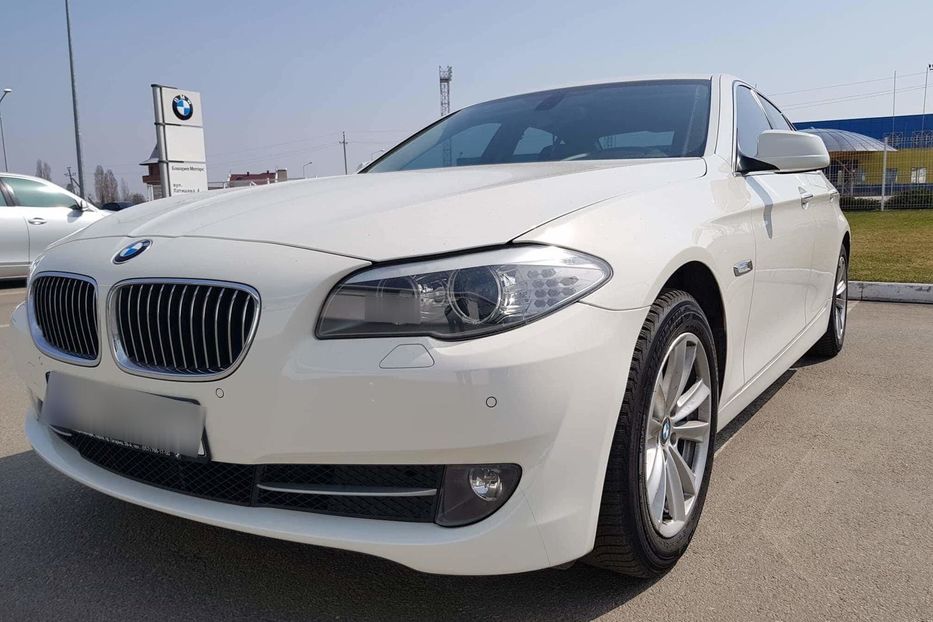 Продам BMW 520 2012 года в Харькове