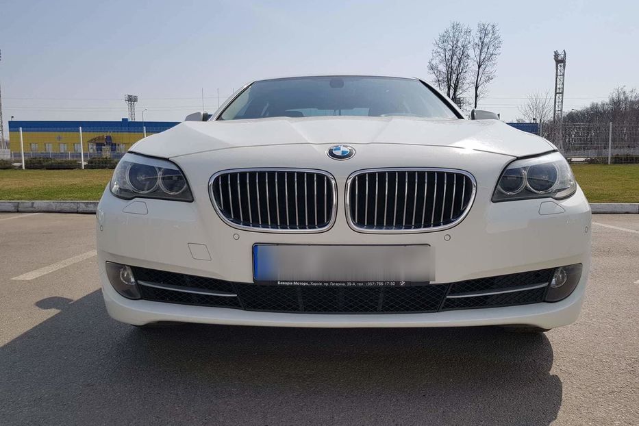 Продам BMW 520 2012 года в Харькове