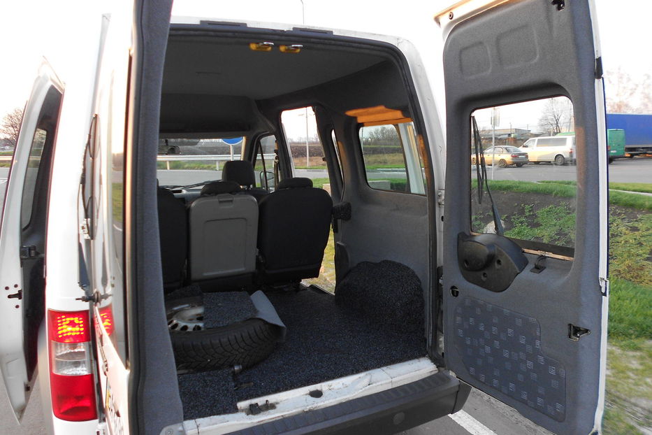 Продам Ford Transit Connect пасс. T 230 MAXI 2006 года в г. Светловодск, Кировоградская область