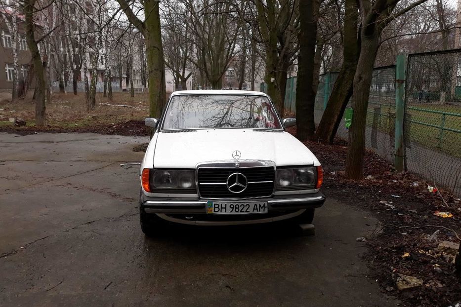 Продам Mercedes-Benz 240 Кабриолет 1985 года в Одессе