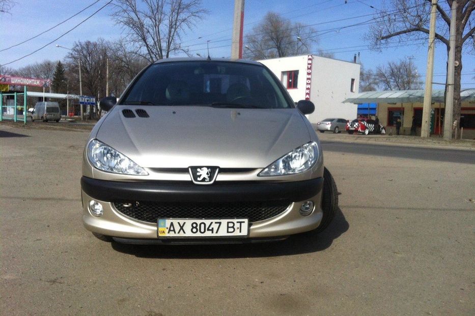 Продам Peugeot 206 2008 года в Харькове