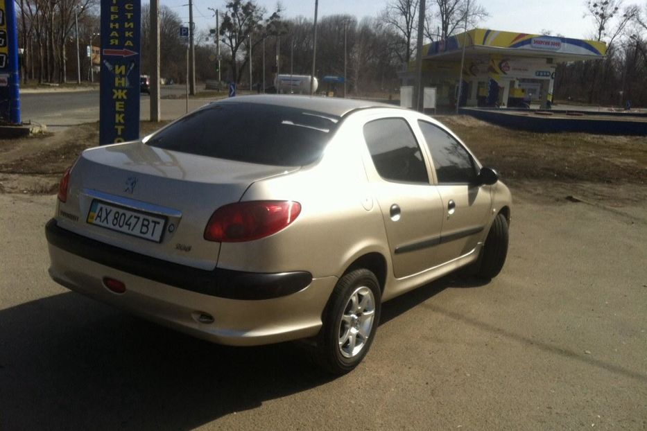 Продам Peugeot 206 2008 года в Харькове