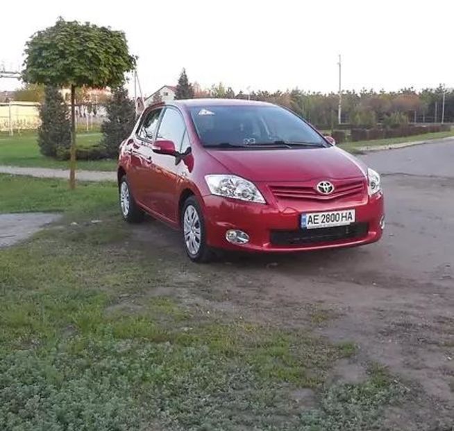 Продам Toyota Auris 2011 года в Днепре