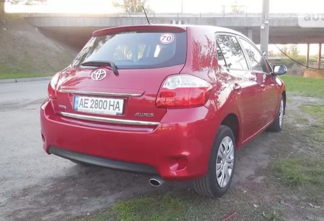 Продам Toyota Auris 2011 года в Днепре