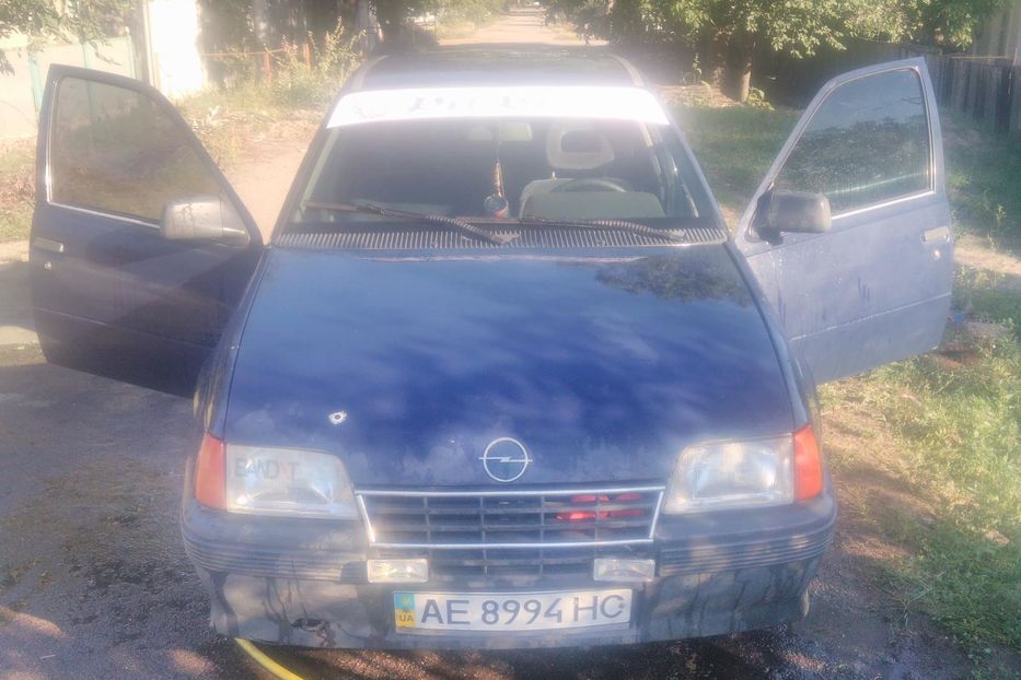 Продам Opel Kadett 1987 года в г. Кривбасс, Днепропетровская область