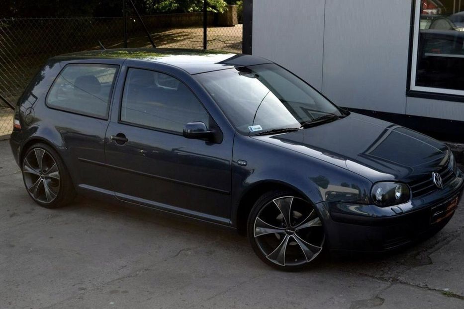 Продам Volkswagen Golf IV 2002 года в Киеве