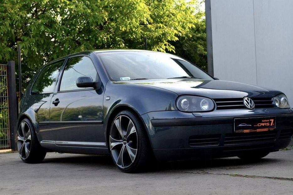 Продам Volkswagen Golf IV 2002 года в Киеве