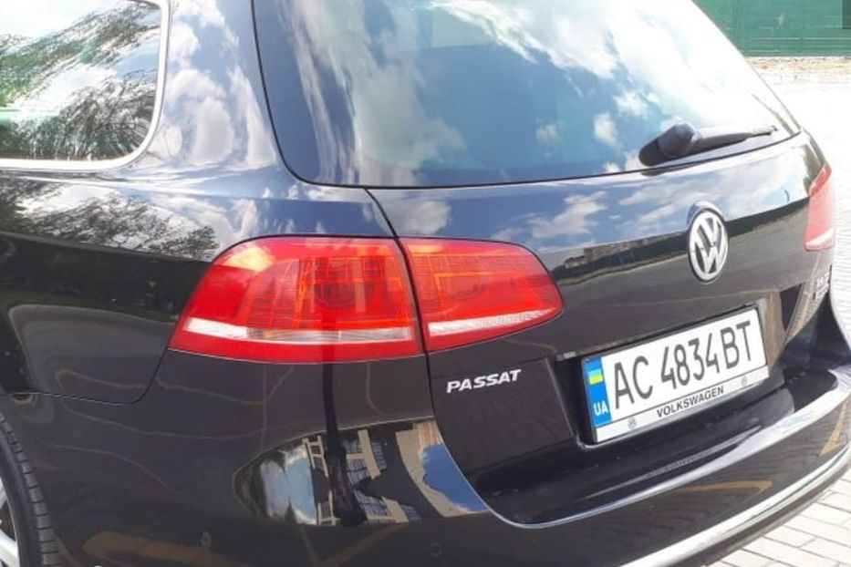 Продам Volkswagen Passat B7 2013 года в Луцке