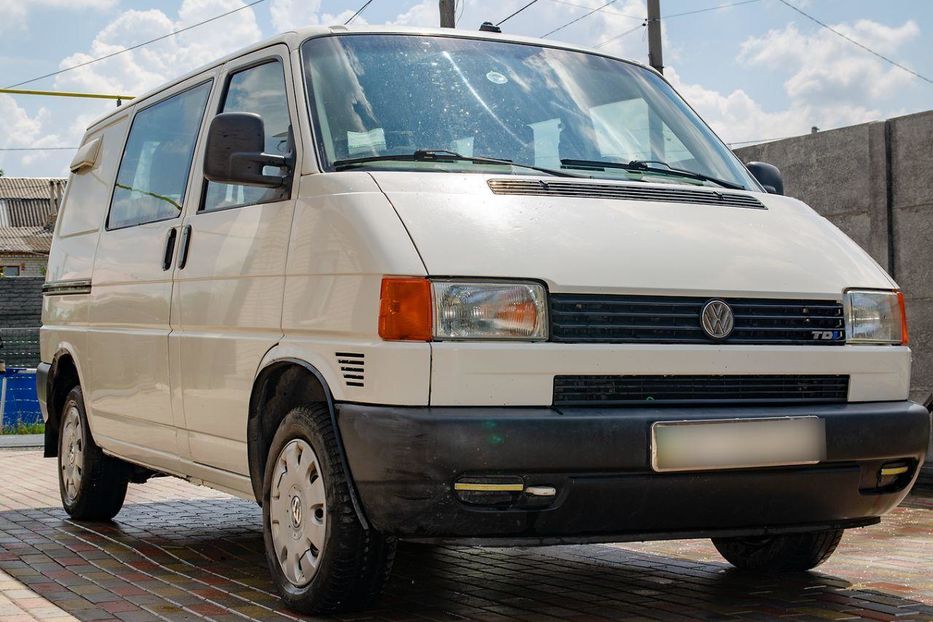 Продам Volkswagen T4 (Transporter) пасс. 2002 года в Житомире