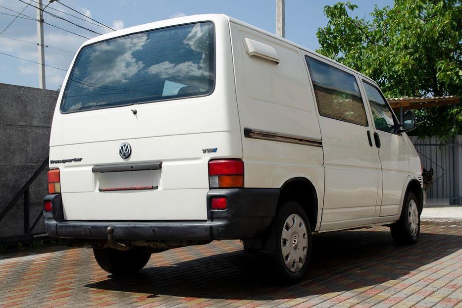 Продам Volkswagen T4 (Transporter) пасс. 2002 года в Житомире