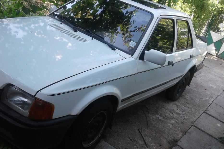 Продам Ford Orion 1988 года в г. Кривой Рог, Днепропетровская область