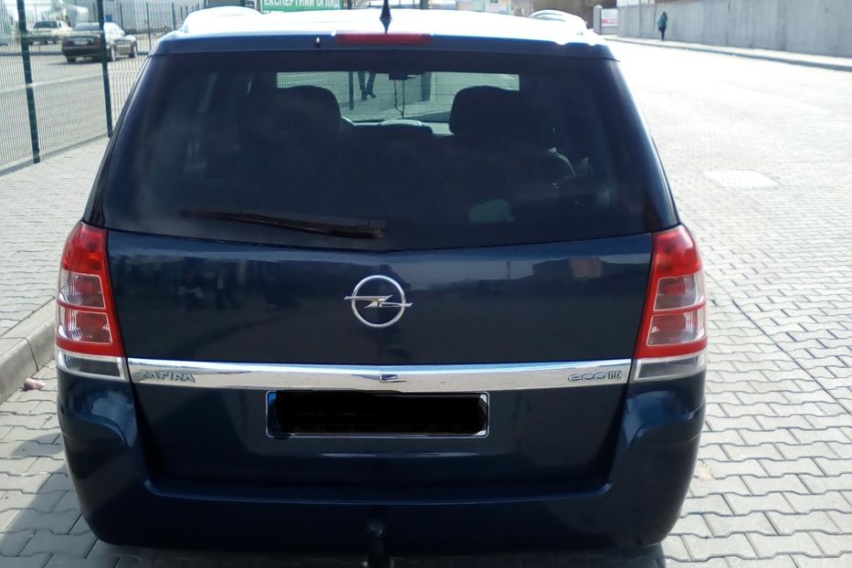 Продам Opel Zafira 2012 года в Черновцах