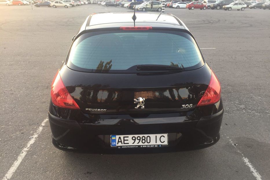 Продам Peugeot 308 2008 года в Днепре