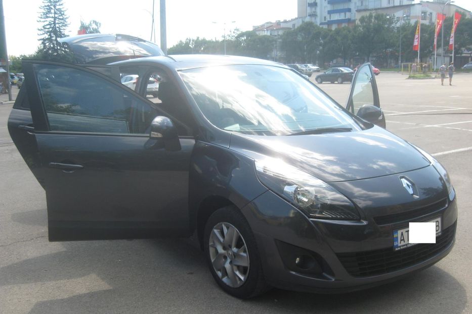 Продам Renault Grand Scenic 2011 года в Ивано-Франковске