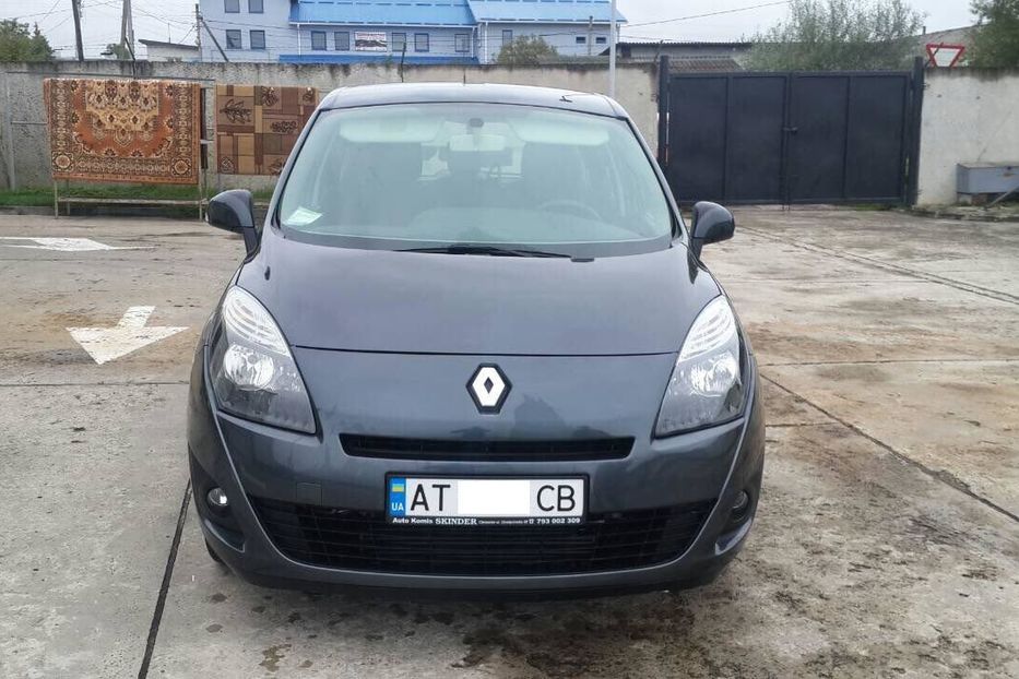 Продам Renault Grand Scenic 2011 года в Ивано-Франковске