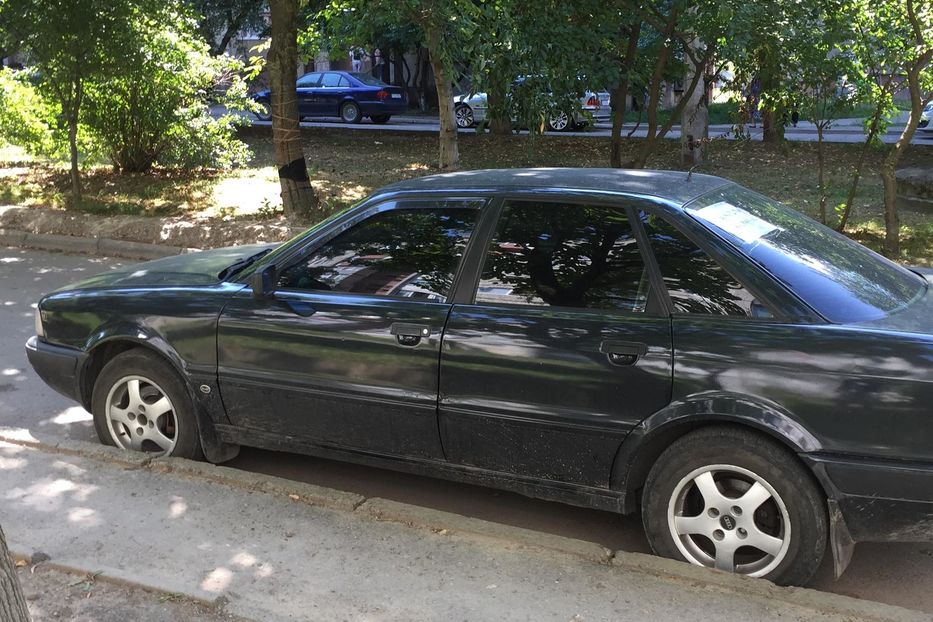 Продам Audi 80 B4 1993 года в Ивано-Франковске