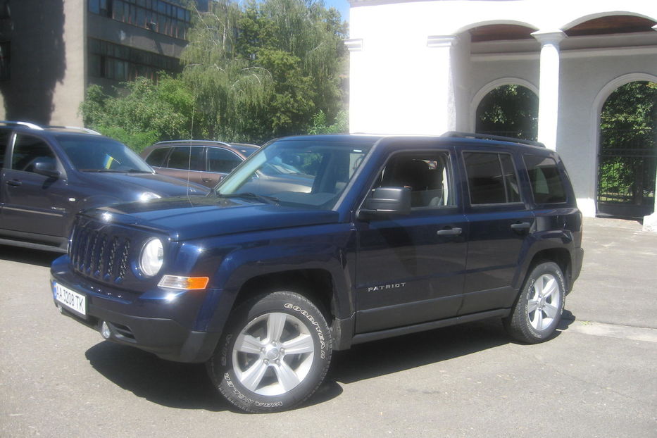 Продам Jeep Patriot PATRIOT SPORT 2014 года в Киеве