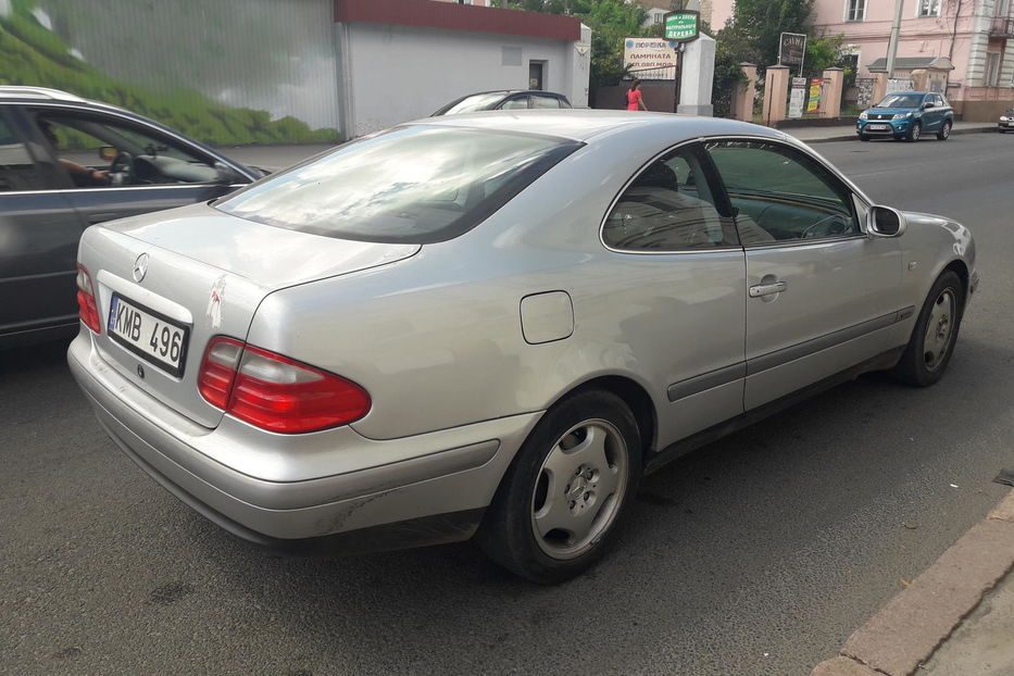 Продам Mercedes-Benz CLK 320 1998 года в Харькове