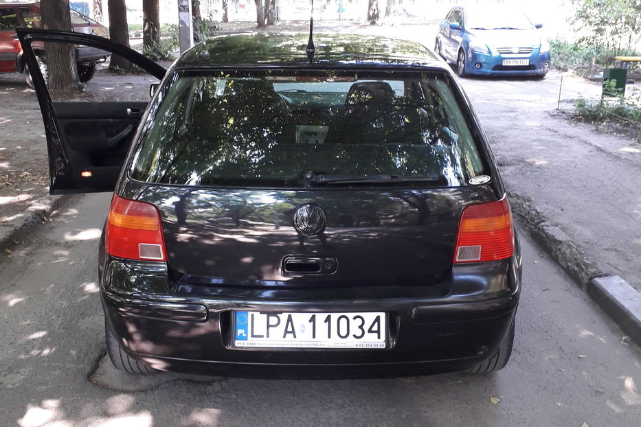 Продам Volkswagen Golf IV 2000 года в Харькове