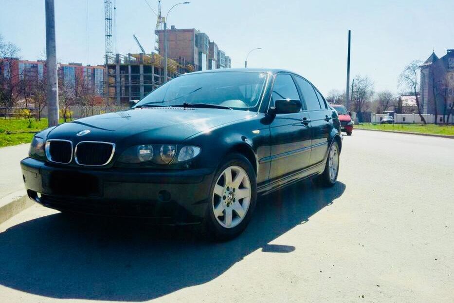 Продам BMW 320 2003 года в Черновцах