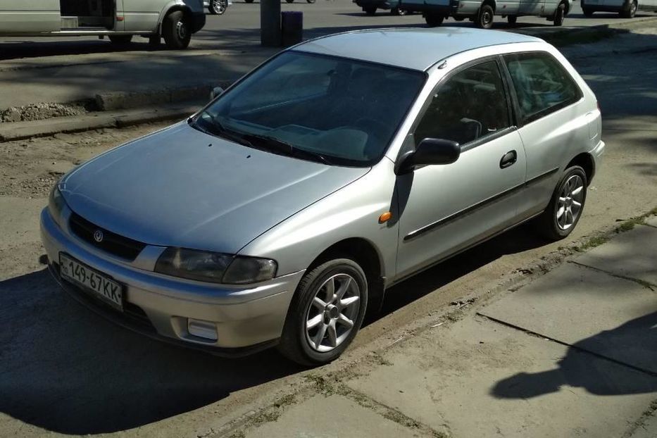 Продам Mazda 323 1997 года в г. Белая Церковь, Киевская область