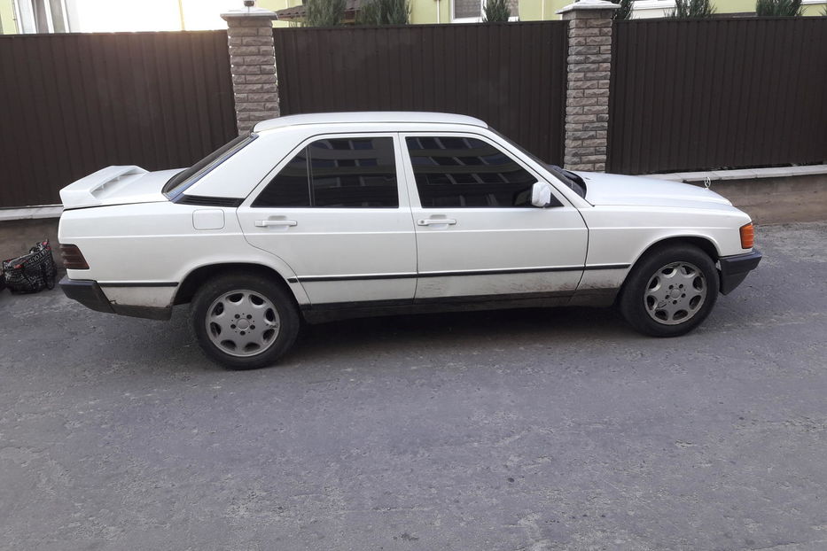 Продам Mercedes-Benz 190 1986 года в Киеве