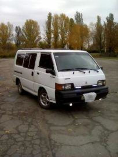 Продам Mitsubishi L 300 пасс. 1995 года в г. Кривой Рог, Днепропетровская область