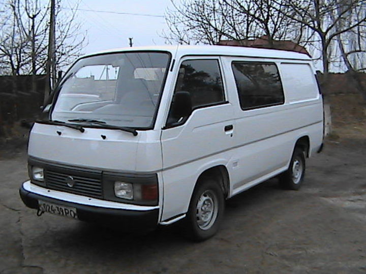 Продам Nissan Urvan 1994 года в г. Клевань, Ровенская область