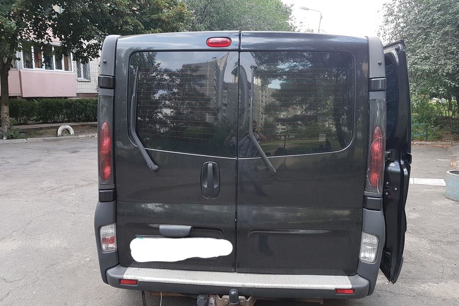 Продам Opel Vivaro пасс. 2005 года в Киеве