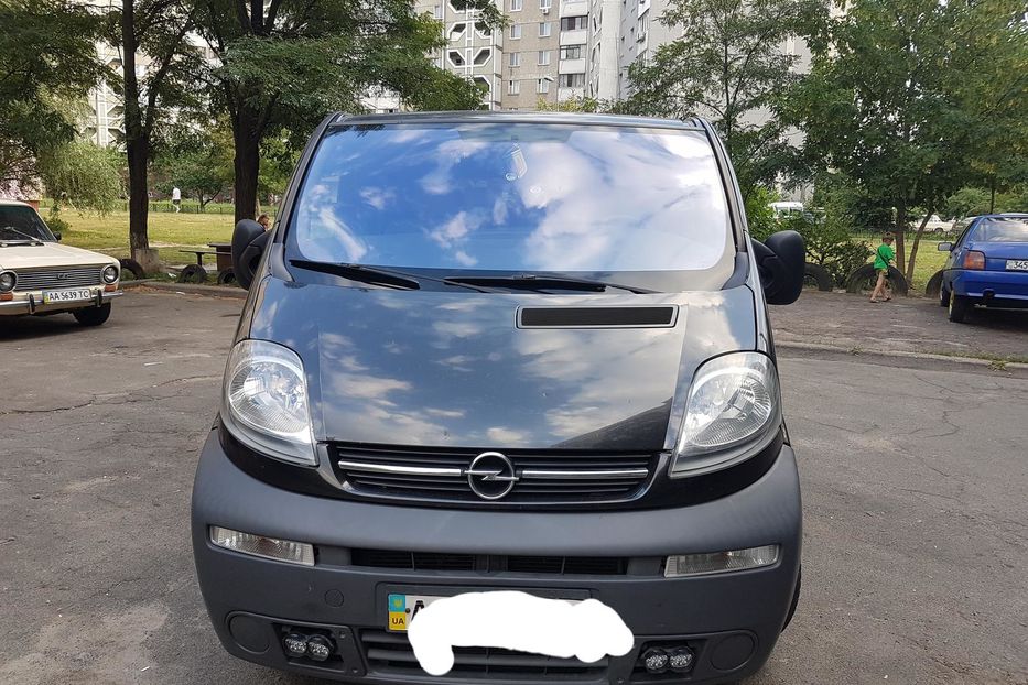 Продам Opel Vivaro пасс. 2005 года в Киеве