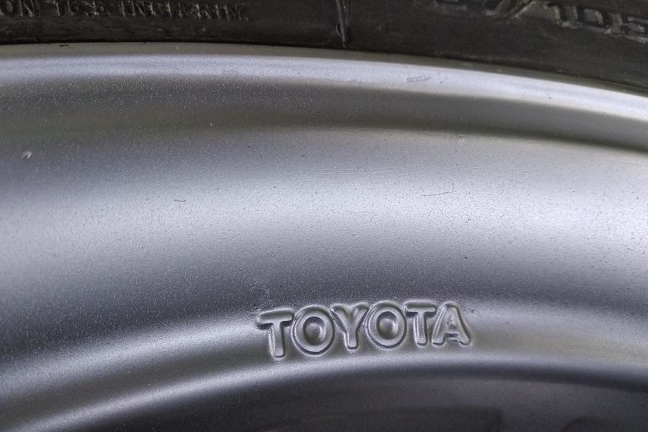 Продам Toyota Avensis Verso 2002 года в г. Коростень, Житомирская область