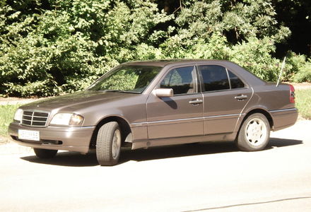 Продам Mercedes-Benz 220 С220W202Elegance 1995 года в Виннице