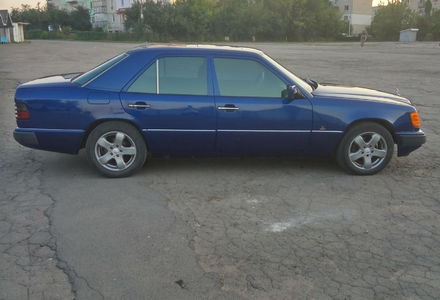 Продам Mercedes-Benz 230 1990 года в г. Тальное, Черкасская область