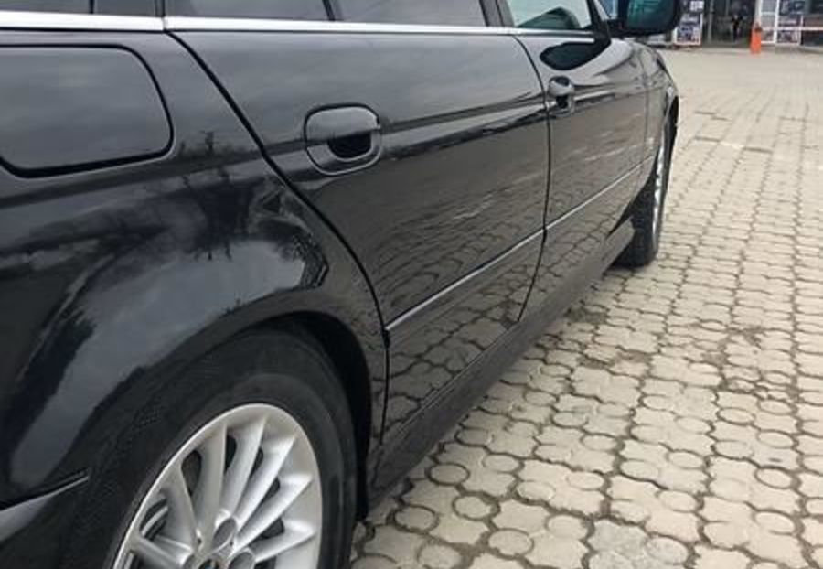 Продам BMW 530 2003 года в Черновцах