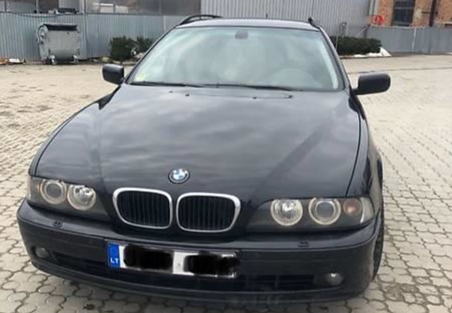 Продам BMW 530 2003 года в Черновцах