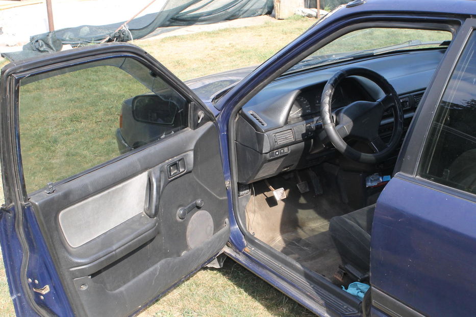 Продам Mazda 323 1992 года в Днепре