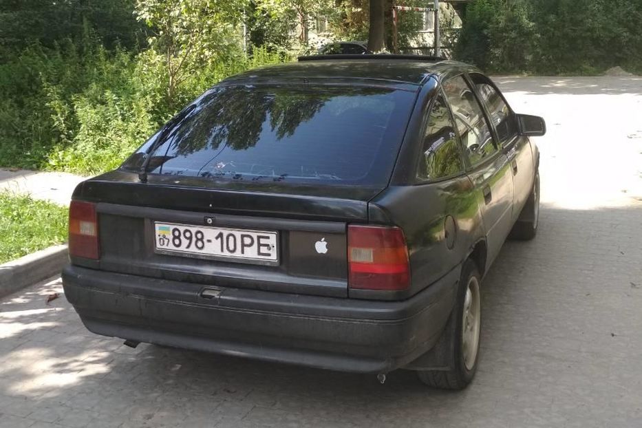 Продам Opel Vectra A 1990 года в Львове