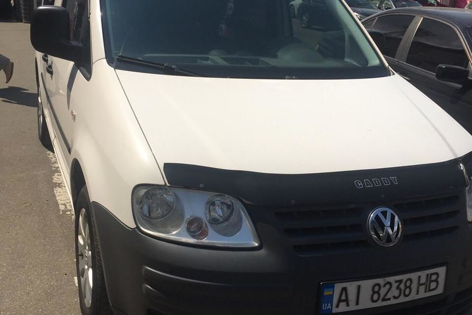 Продам Volkswagen Caddy пасс. 2010 года в Киеве