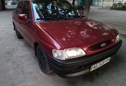 Продам Ford Escort 1993 года в г. Кривой Рог, Днепропетровская область