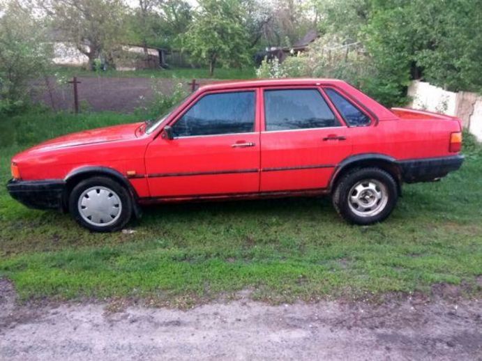 Продам Audi 80 B2 1986 года в г. Артемовка, Полтавская область