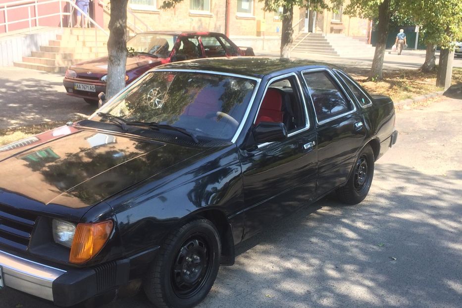 Продам Ford Tempo 1985 года в Киеве