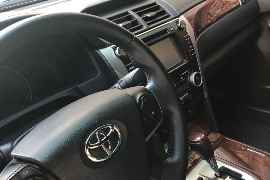 Продам Toyota Camry Toyota Camry 2013 2.5 AT 2013 года в Киеве