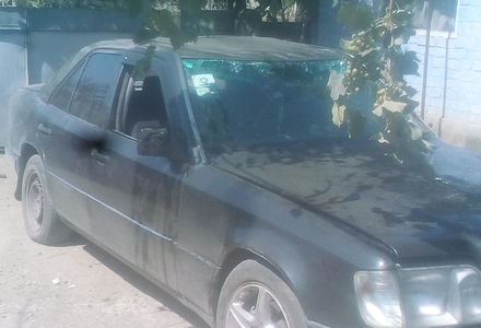 Продам Mercedes-Benz 220 E 1993 года в г. Вознесенск, Николаевская область