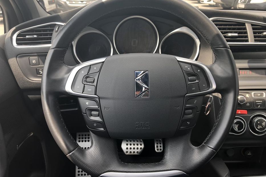 Продам Citroen DS4 2014 года в Киеве