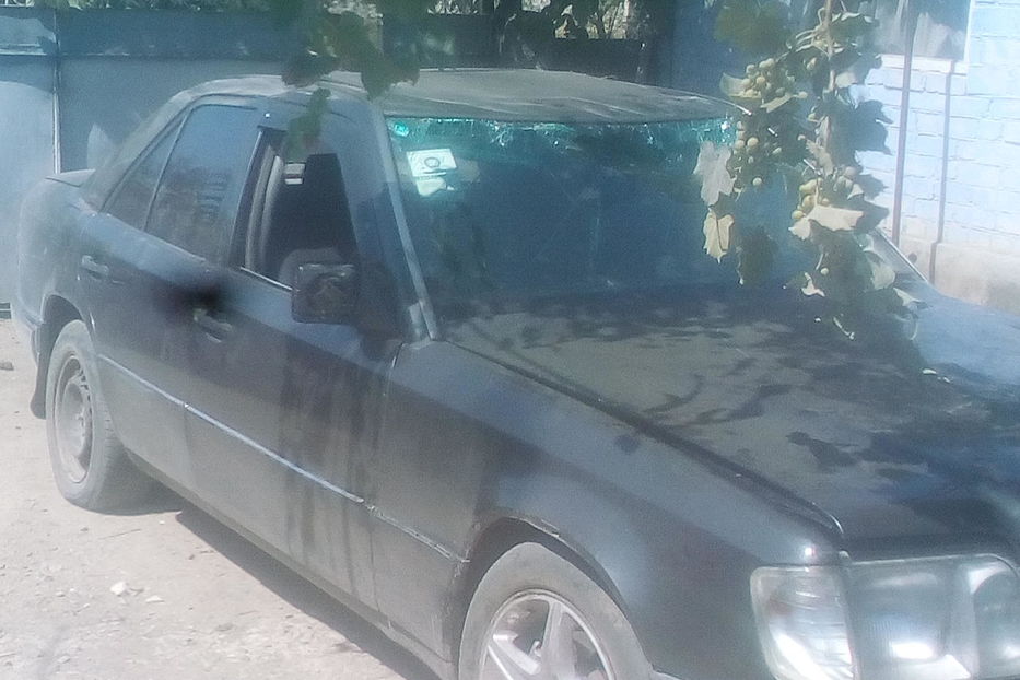 Продам Mercedes-Benz 220 E 1993 года в г. Вознесенск, Николаевская область